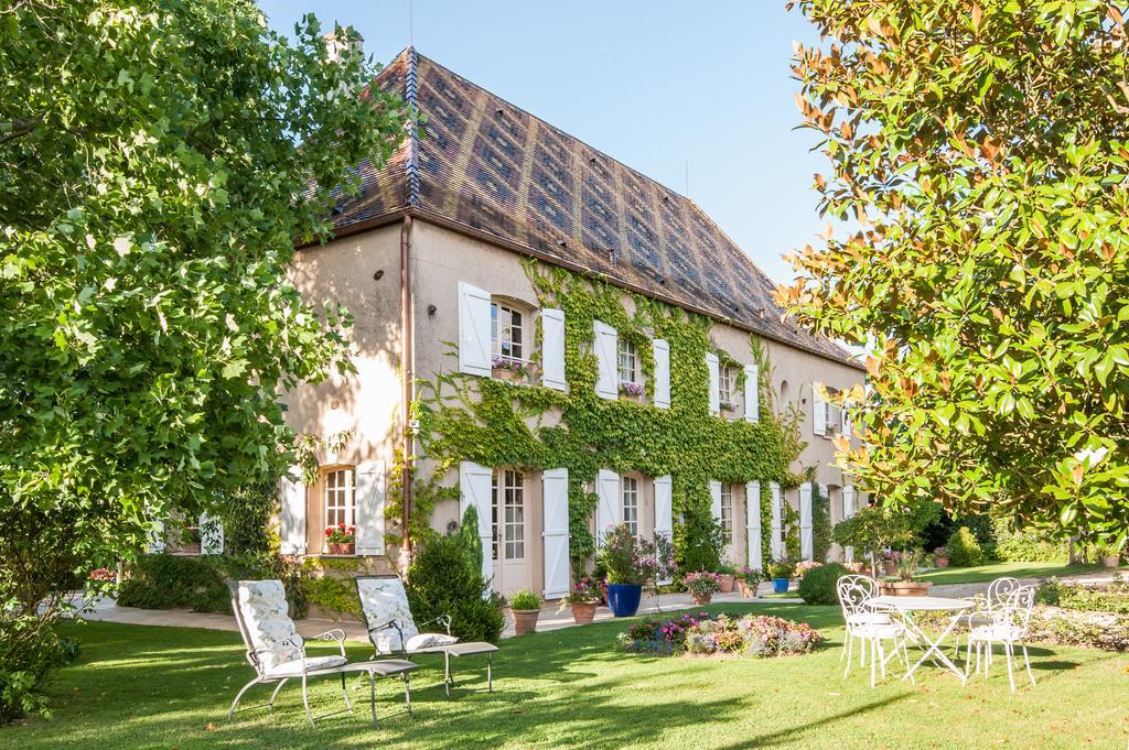 Le Petit Manoir Des Bruyeres Bed & Breakfast Villefargeau Dış mekan fotoğraf