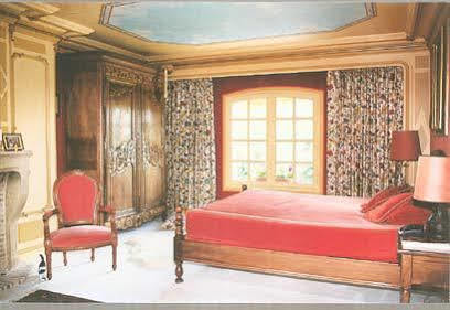 Le Petit Manoir Des Bruyeres Bed & Breakfast Villefargeau Dış mekan fotoğraf
